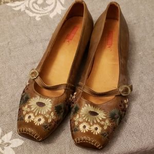 Olive Green Embroidered Pikolinos Flats  11M